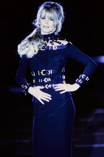 Look 11